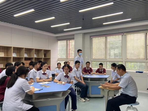 座谈会 (4)