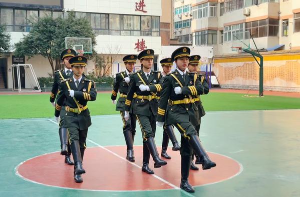 5练习正步与齐步 5练习正步与齐步