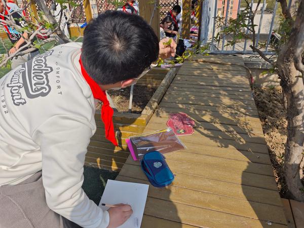 学生积极参与活动7